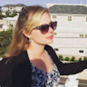 Meet your Posher, Caitlin